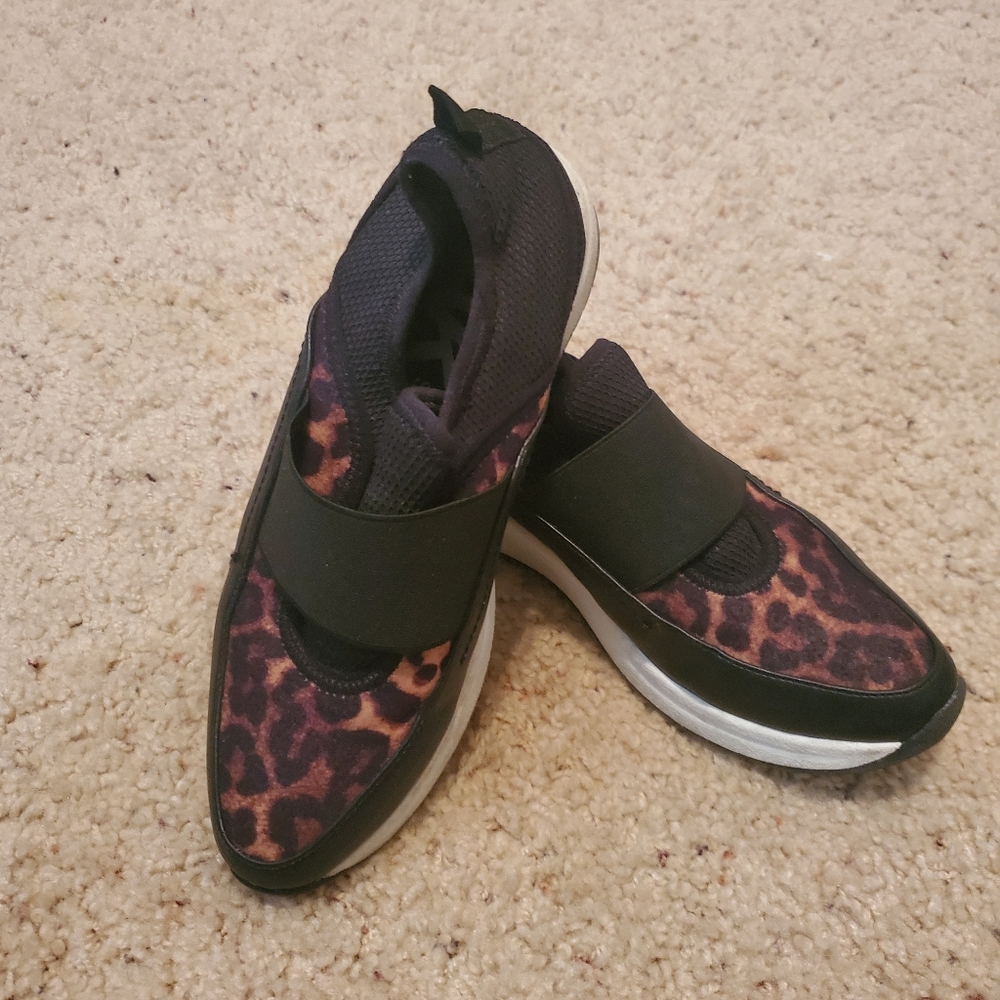 Leopard Sneakers - Anne Klein - Size 7
